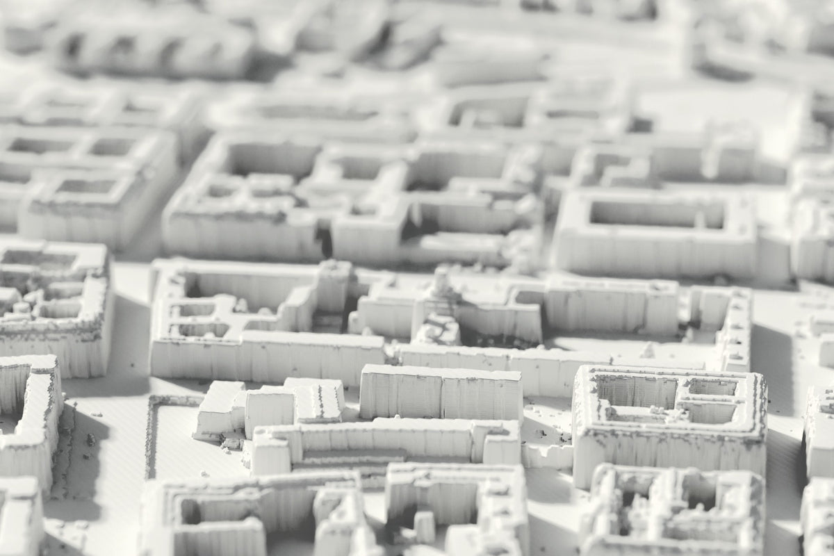 Close-up van de 3D-geprinte kaart van Berlijn, met zichtbare printlagen (3D-render)